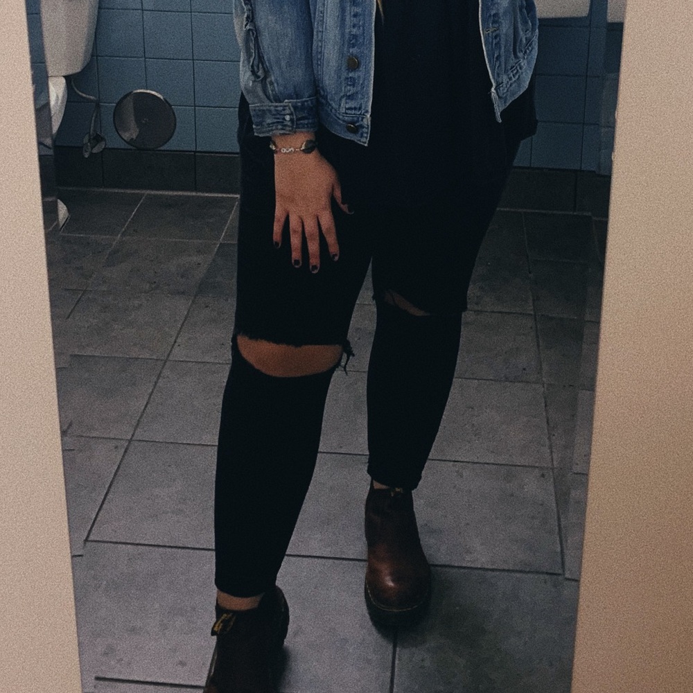 American Eagle Outfitters black slash skinny jeans